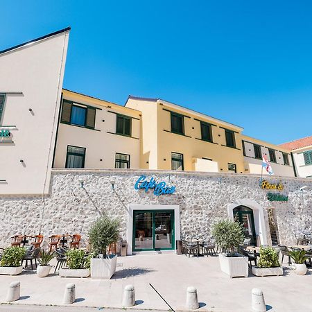 Hotel Kanjon Zrmanje オブロヴァツ エクステリア 写真