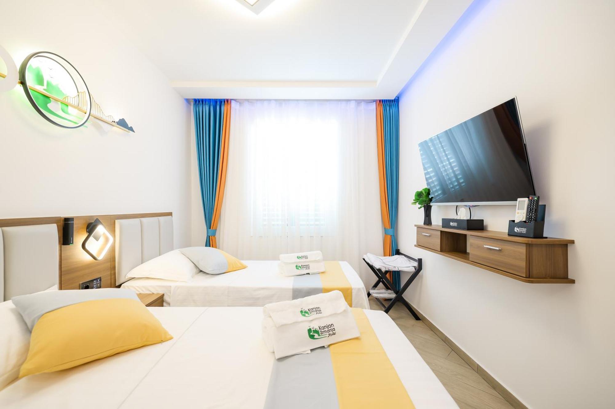 Hotel Kanjon Zrmanje オブロヴァツ エクステリア 写真