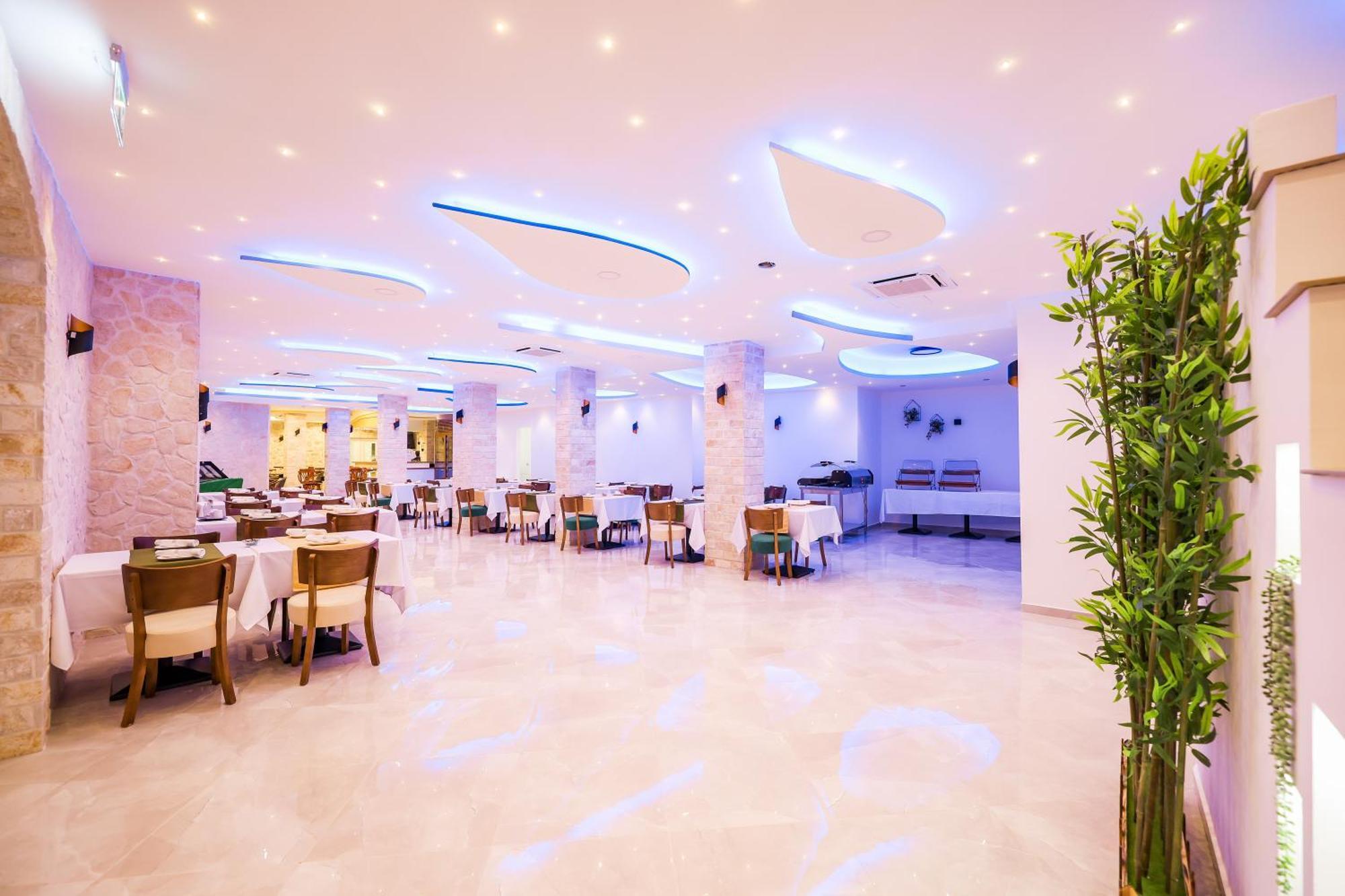 Hotel Kanjon Zrmanje オブロヴァツ エクステリア 写真