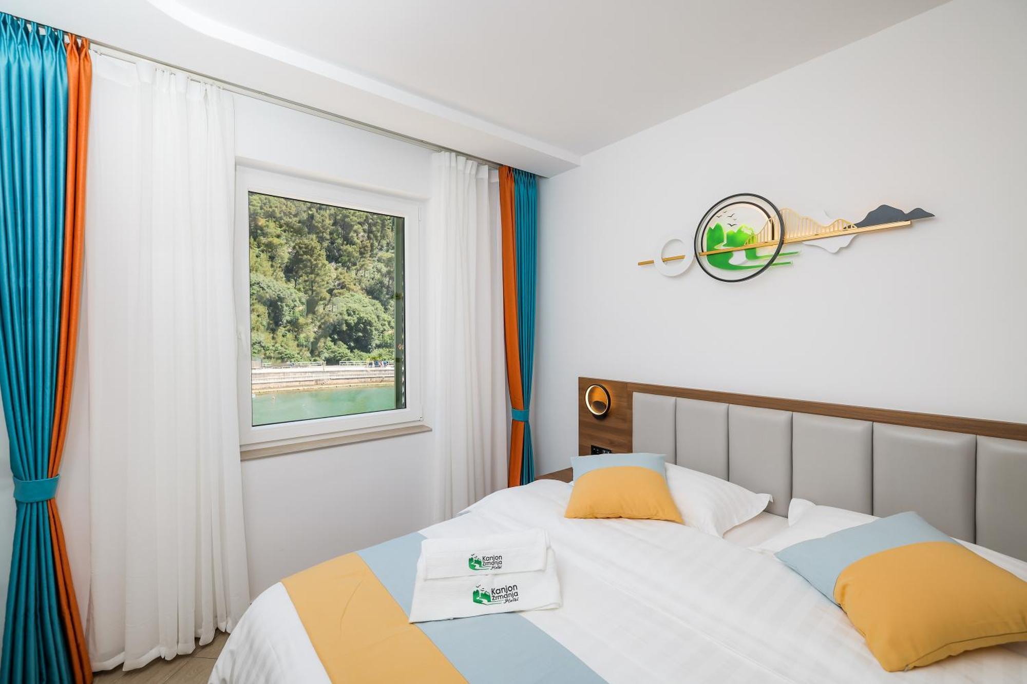 Hotel Kanjon Zrmanje オブロヴァツ エクステリア 写真